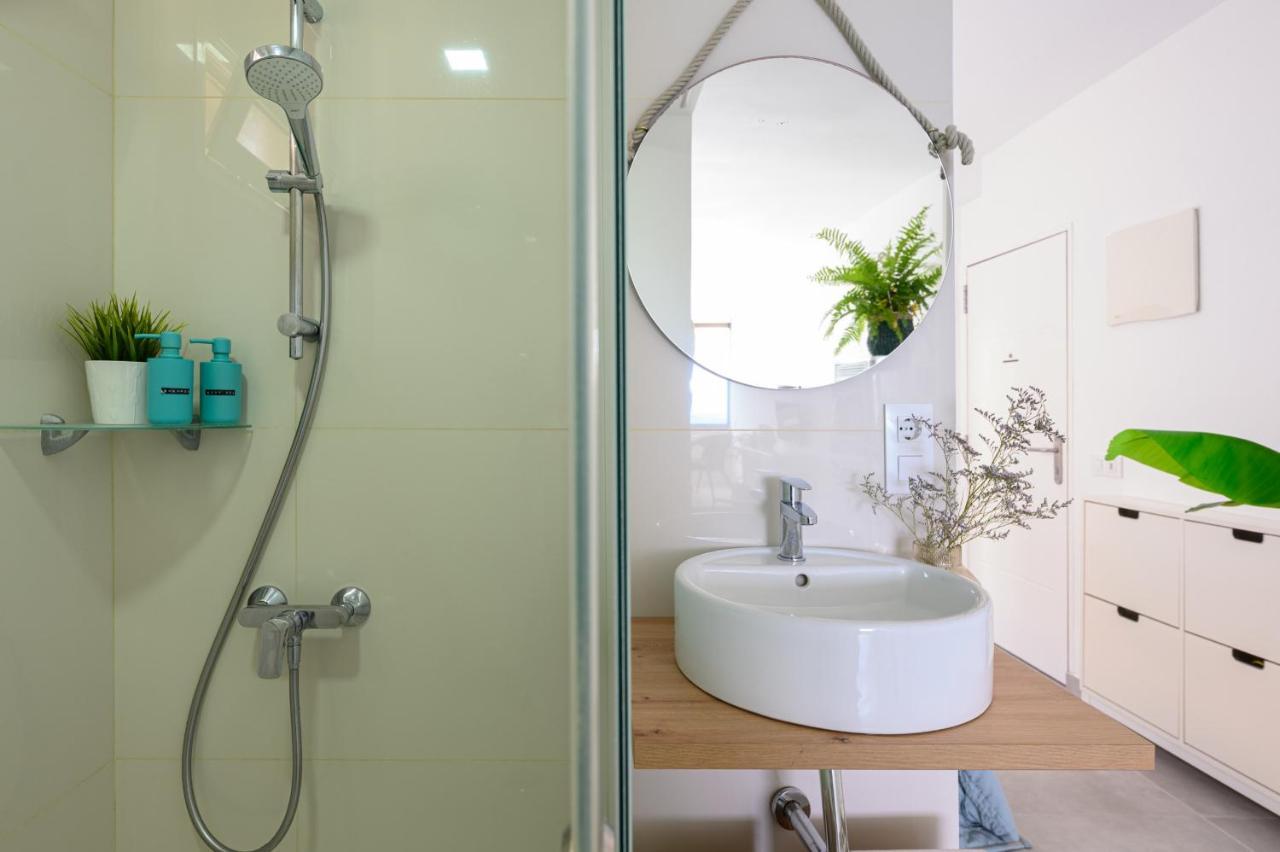 Stylish Sea View Accommodation Las Canteras Las Palmas de Gran Canaria Dış mekan fotoğraf